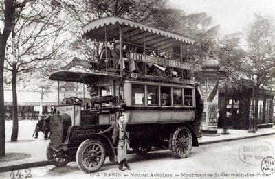 パリの新しいオートバス。 1906 作： French Photographer